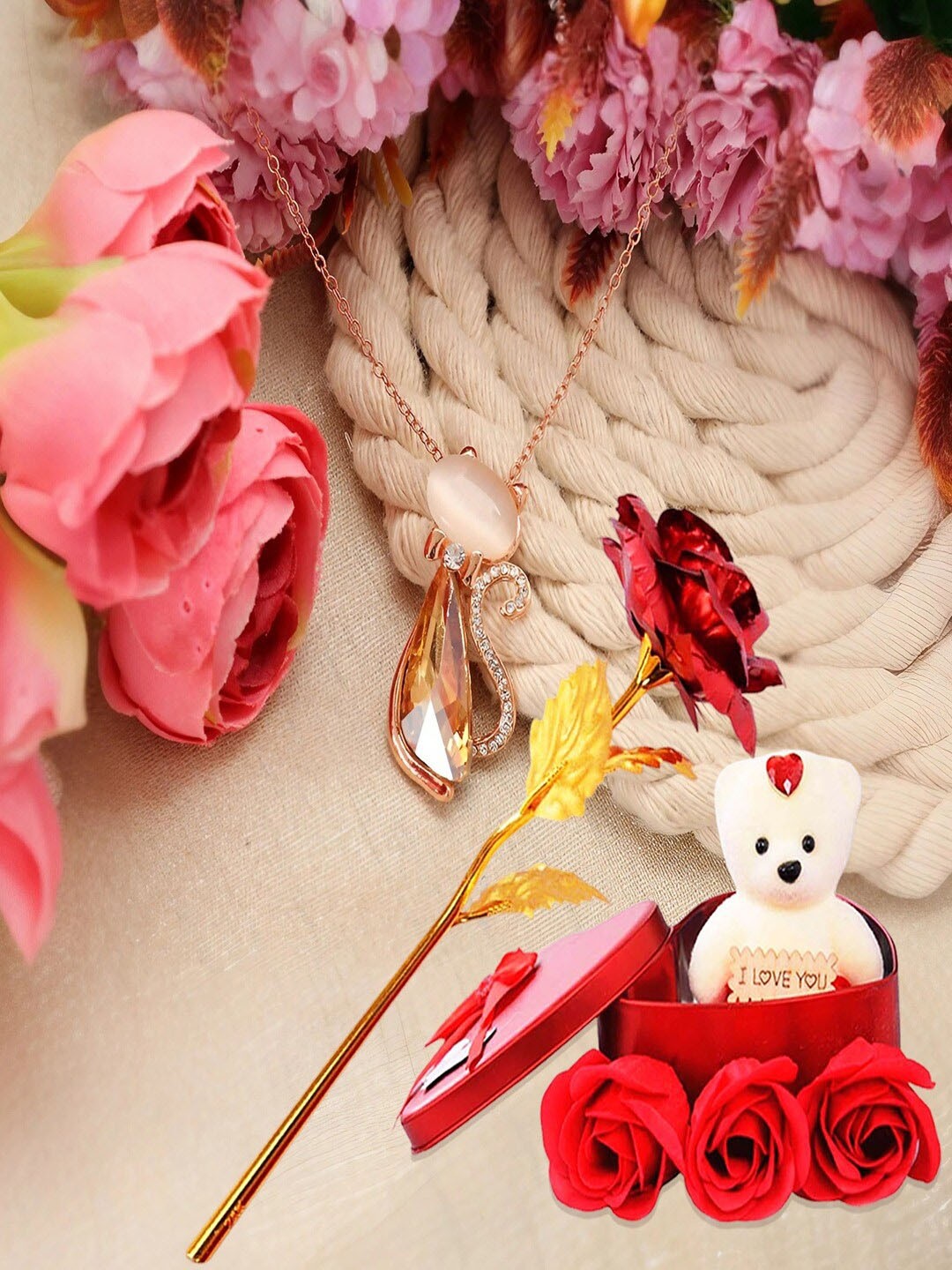 

UNIVERSITY TRENDZ 3PCs Red & Beige Pendent Teddy & Rose With A Box Set