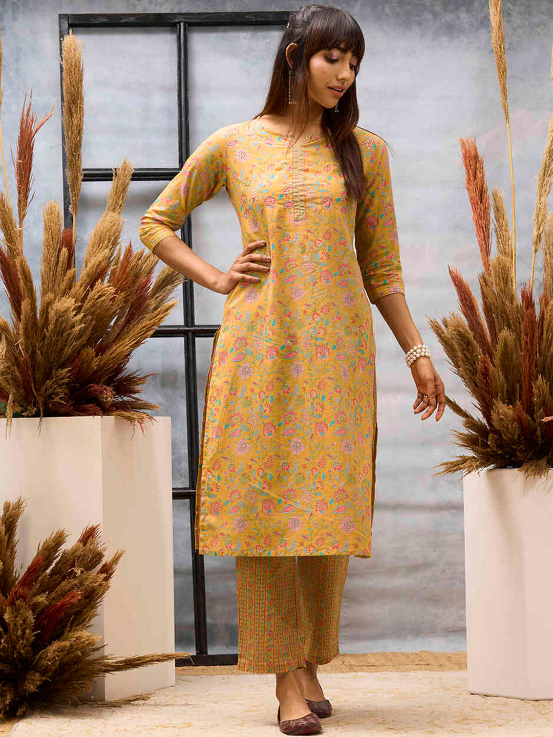 

ZOLA Comfort Fit Kalamkari Printed Pure Cotton Kurta with Trousers, Yellow