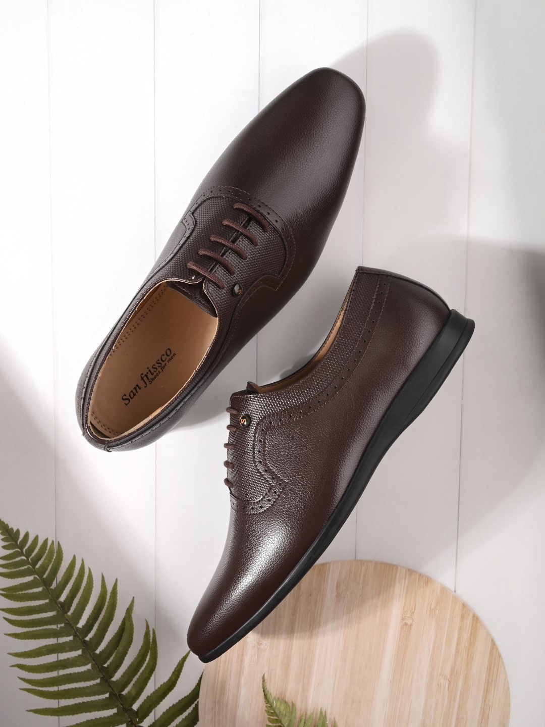 

San Frissco Men Textured Formal Oxfords, Brown