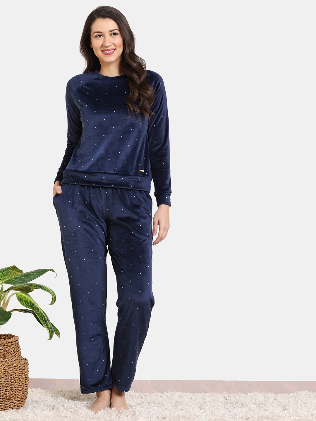 

Zivame Polka Dots Printed Long Sleeves Night Suit, Blue