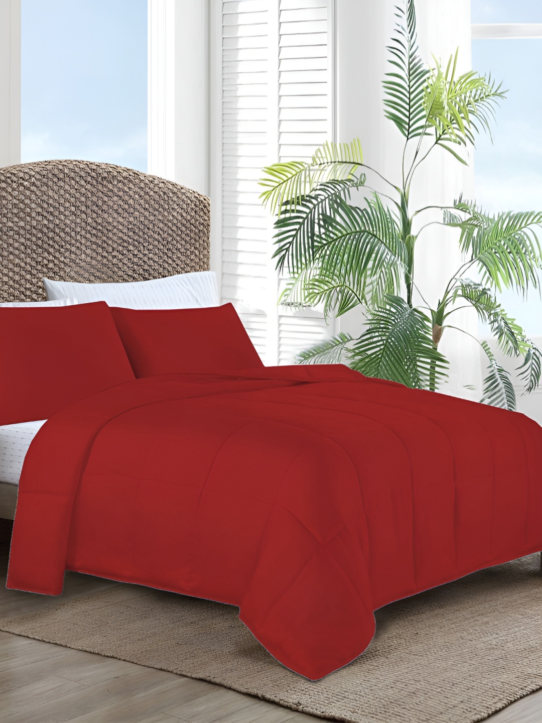 

LINENOVATION Red Mild Winter 150 GSM Single Bed Comforter