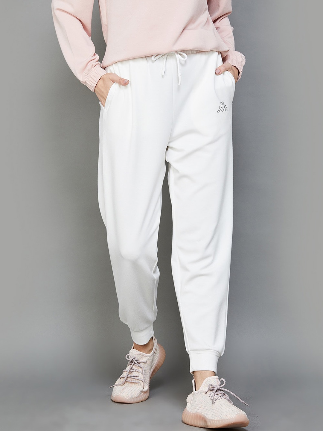 

Kappa Women Mid Rise Joggers, Off white