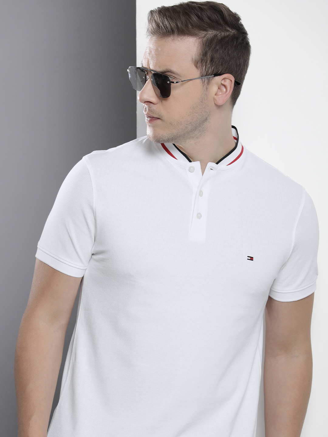 

Tommy Hilfiger Men Mandarin Collar Slim Fit T-shirt, White