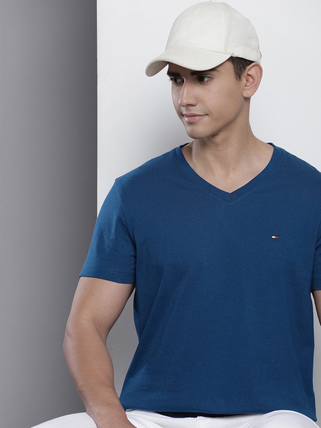 

Tommy Hilfiger V-Neck Pure Cotton Slim Fit T-shirt, Blue