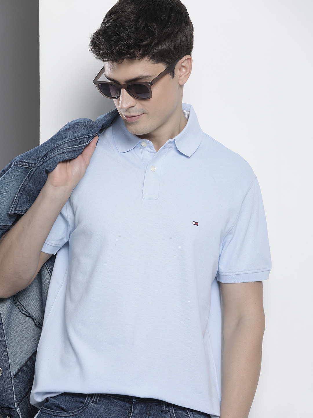 

Tommy Hilfiger Solid Classic Fit Polo Collar Casual T-shirt, Blue
