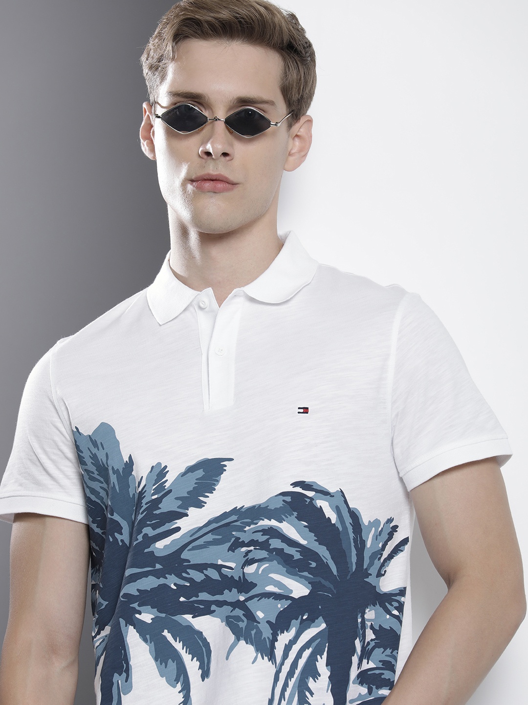 

Tommy Hilfiger Tropical Printed Polo Collar Pure Cotton T-shirt, White