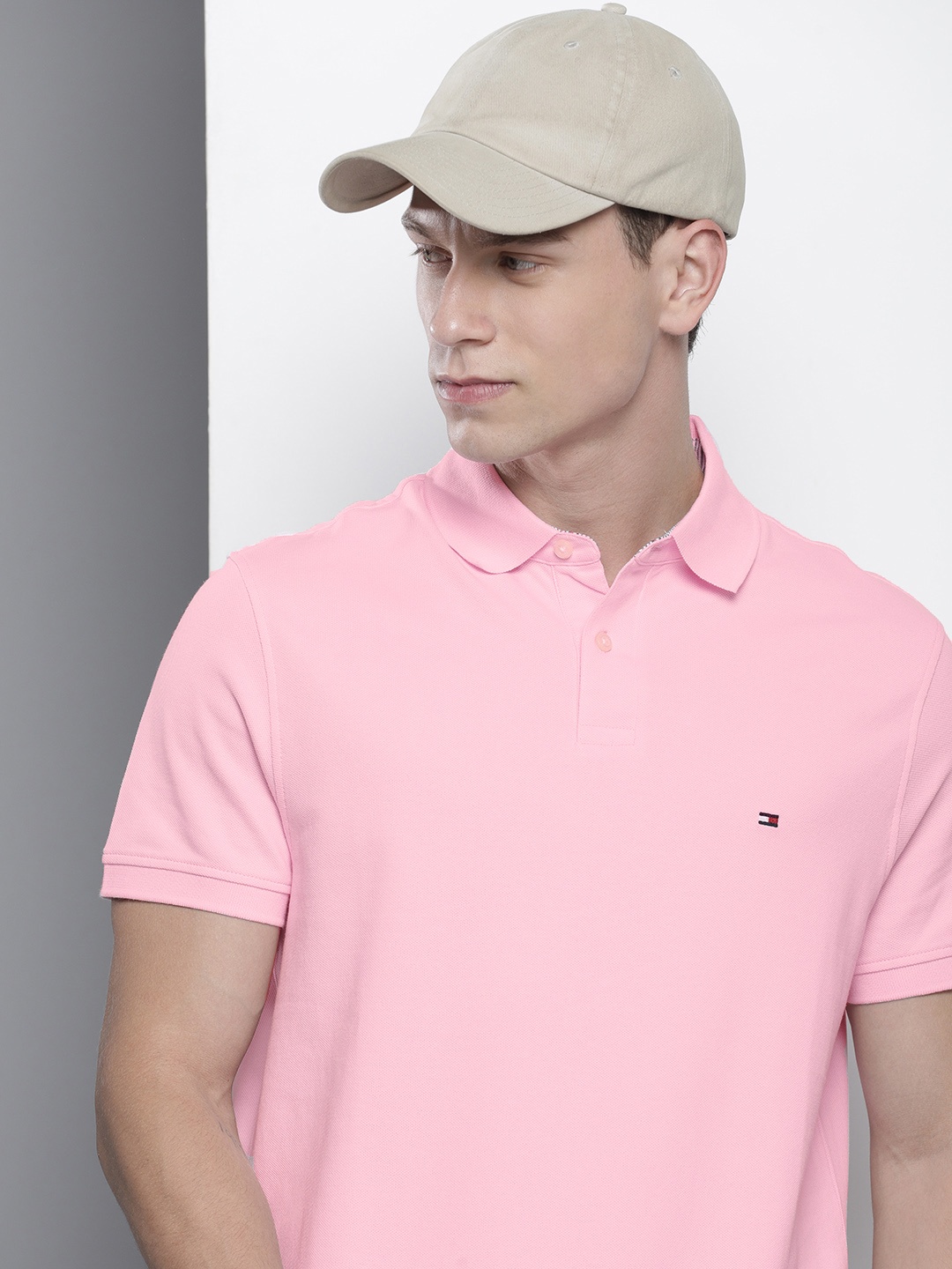 

Tommy Hilfiger Solid Polo Collar Casual T-shirt, Pink