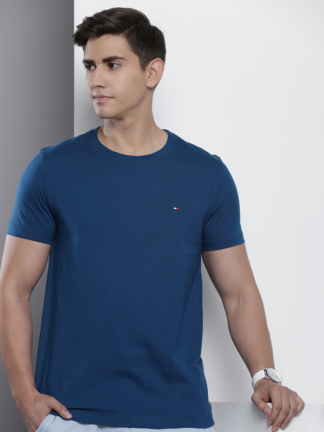 

Tommy Hilfiger Solid Pure Cotton Slim Fit T-shirt, Blue