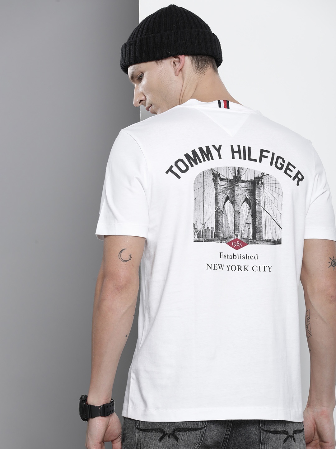 

Tommy Hilfiger Printed Pure Cotton T-shirt, White