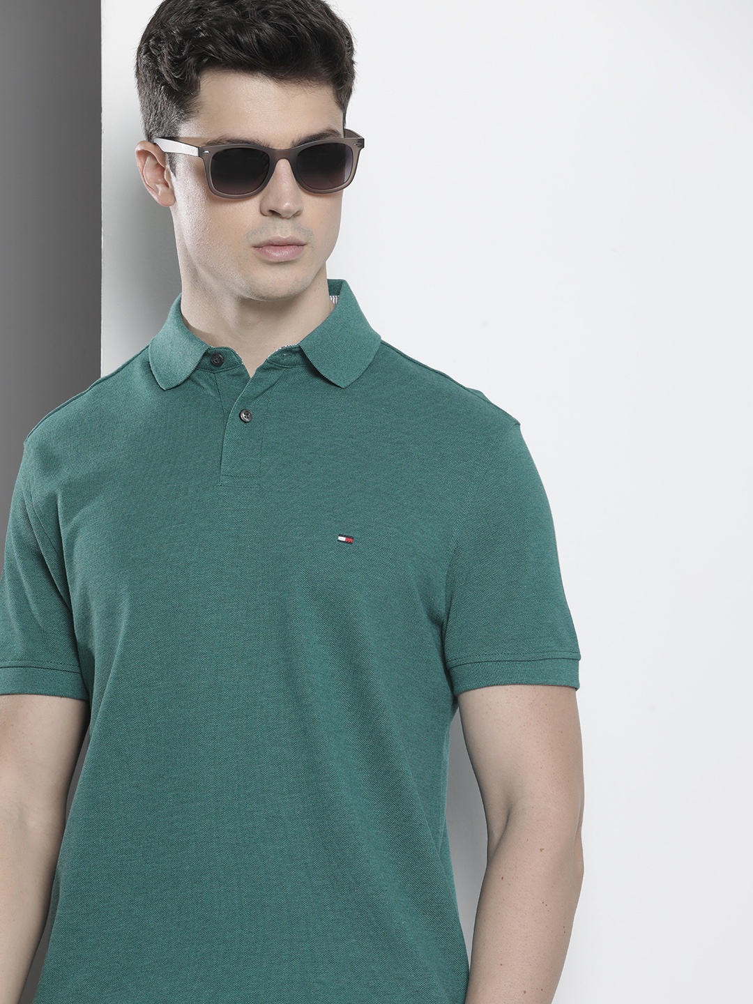 

Tommy Hilfiger Solid Polo Collar T-shirt, Green