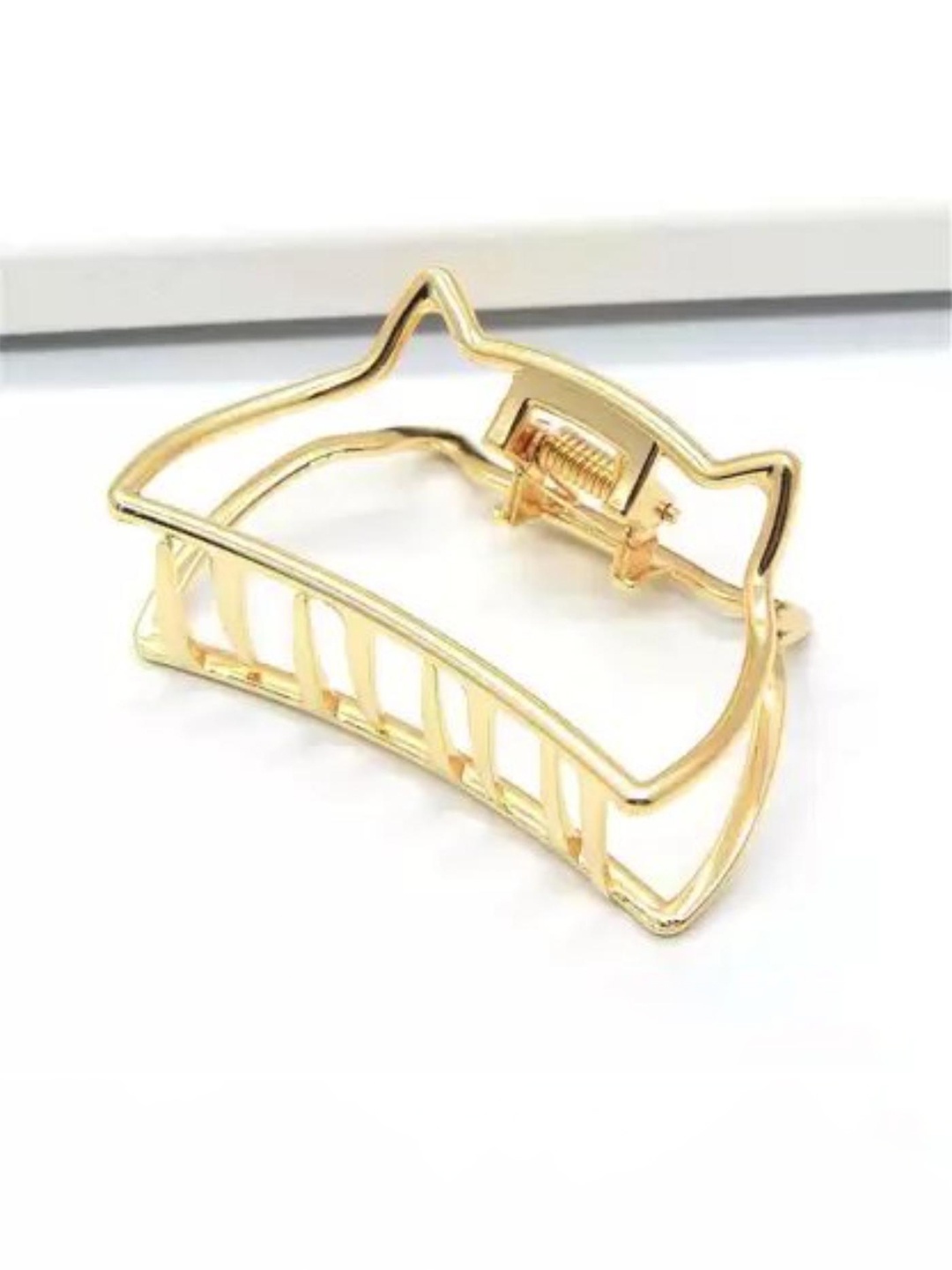 

DN Creation Women Gold-Toned Claw Clip