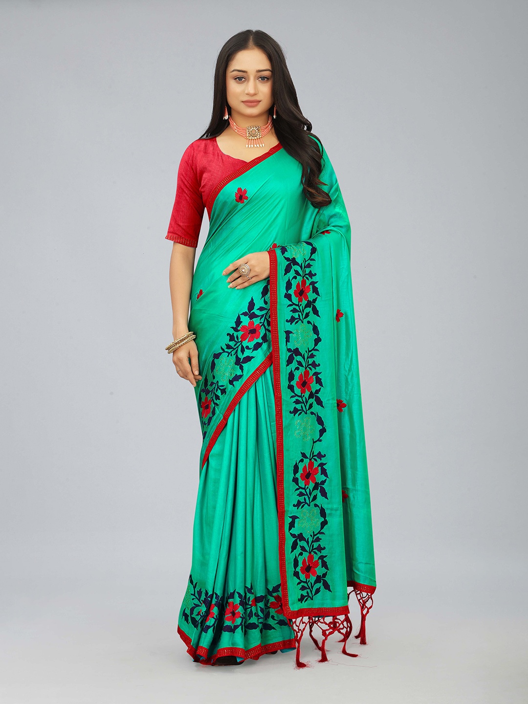 

Kiwie Floral Embroidered Heavy Work Saree, Sea green