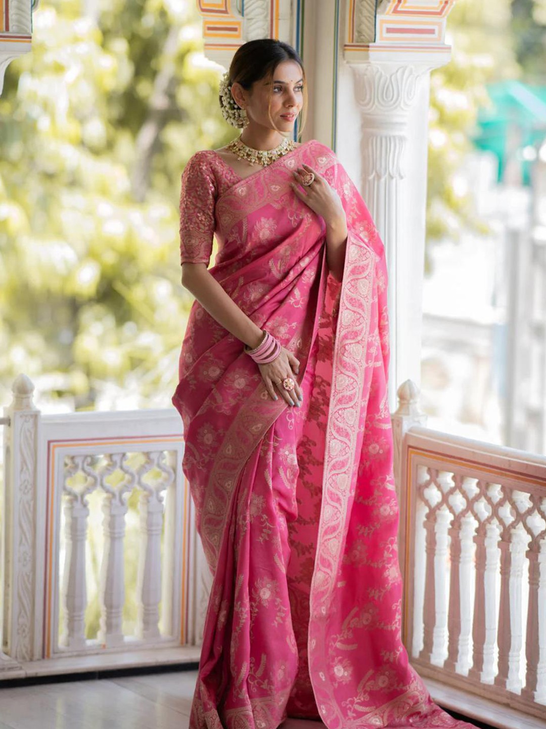 

ALMAARI FASHION Ethnic Motifs Woven Design Pure Silk Kanjeevaram Saree, Pink