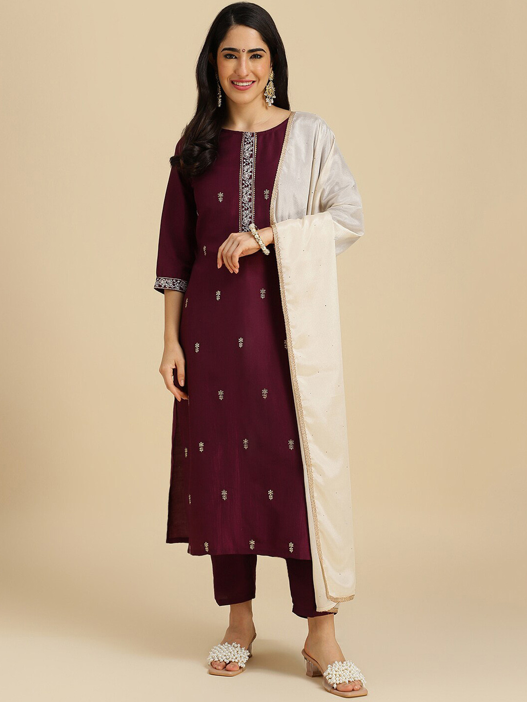 

HERE&NOW Ethnic Motifs Embroidered Regular Kurta With Trousers & Dupatta, Burgundy