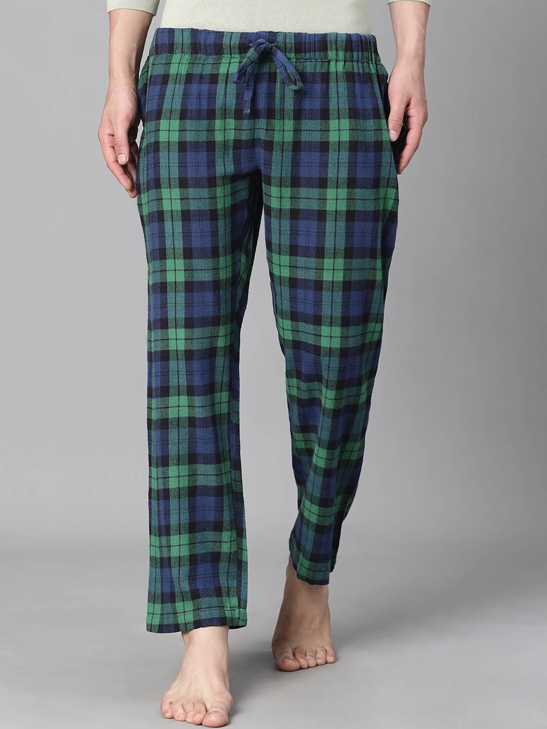 

Oxolloxo Men Checked Cotton Lounge Pant, Green