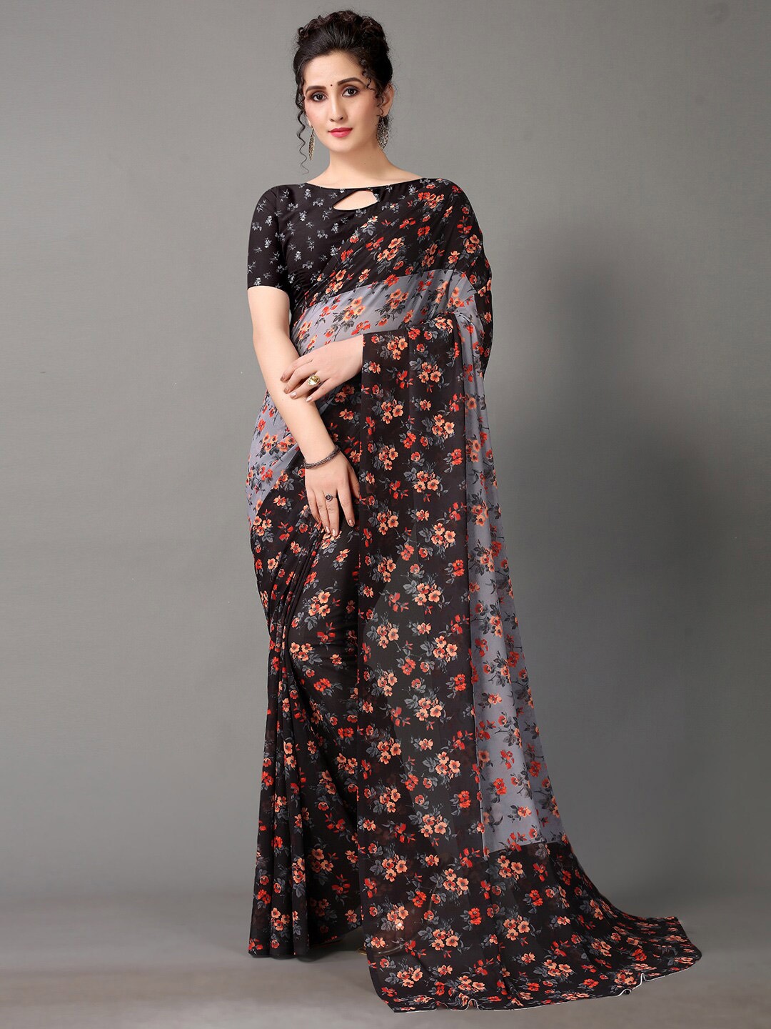 

HRITIKA Floral Printed Saree, Black