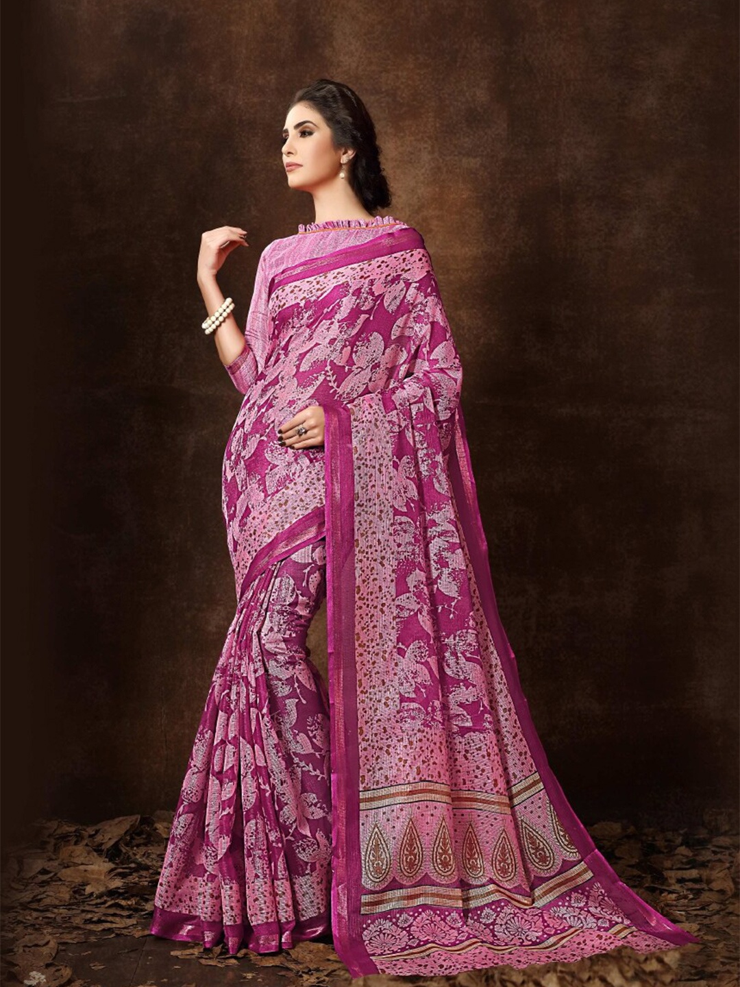 

HRITIKA Floral Printed Saree, Pink