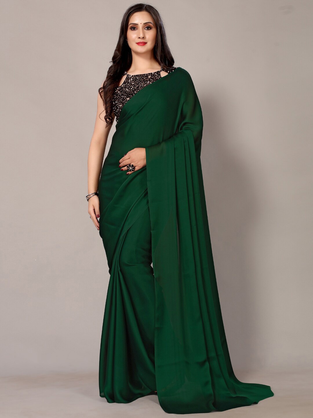 

HRITIKA Satin Solid Saree, Green