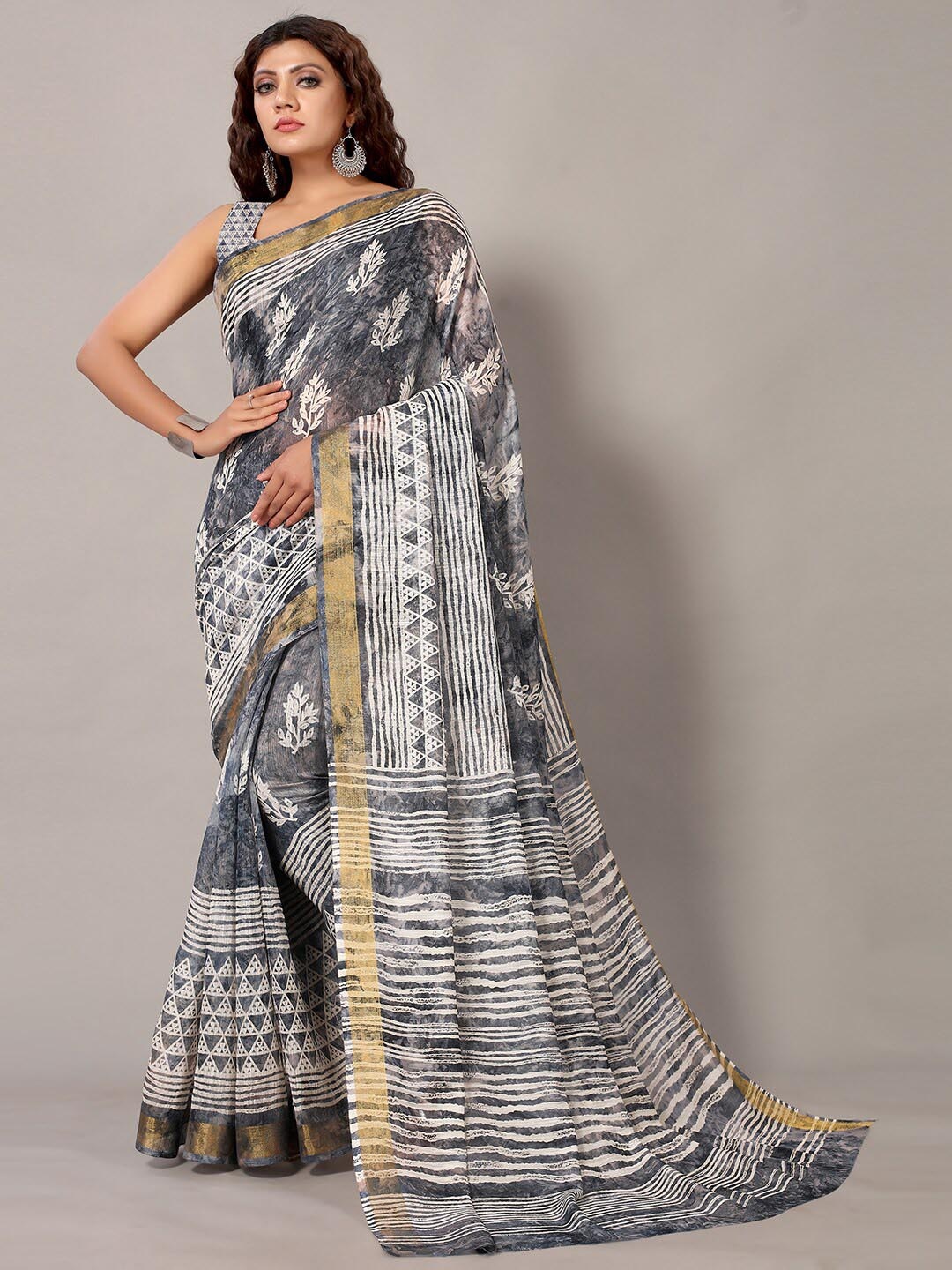 

HRITIKA Floral Printed Zari Silk Cotton Saree, Grey