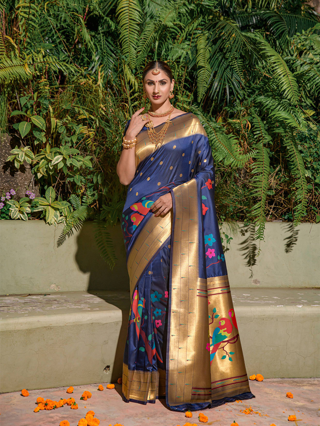 

PATIALAPICKS Ethnic Motif Woven Design Zari Pure Silk Paithani Saree, Navy blue