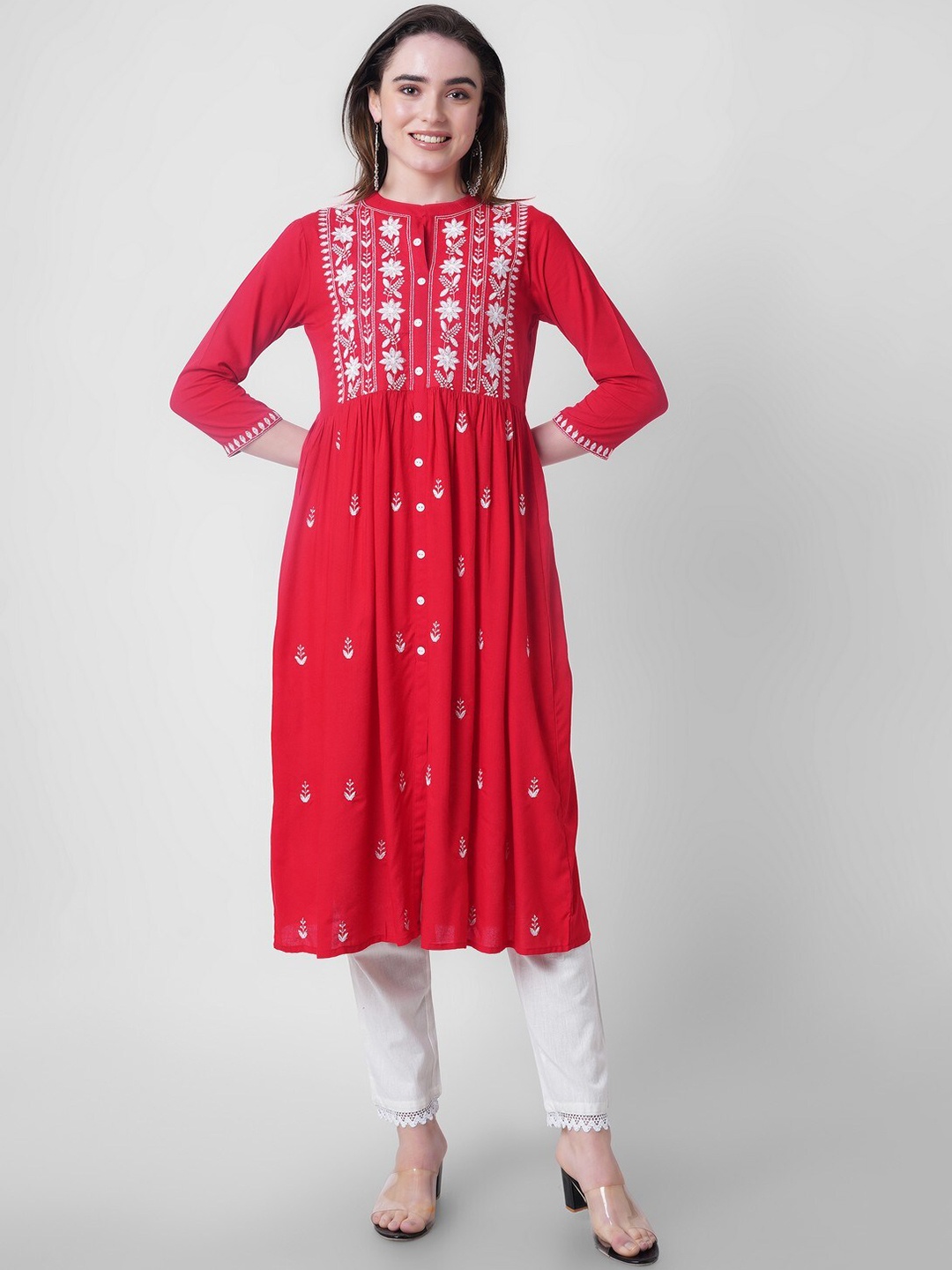 

PURVIJA KURTIES Floral Embroidered Mandarin Collar Kurta, Red