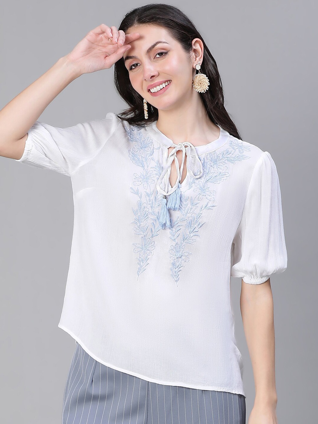 

Oxolloxo Floral Embroidered Tie-Up Neck Top, White