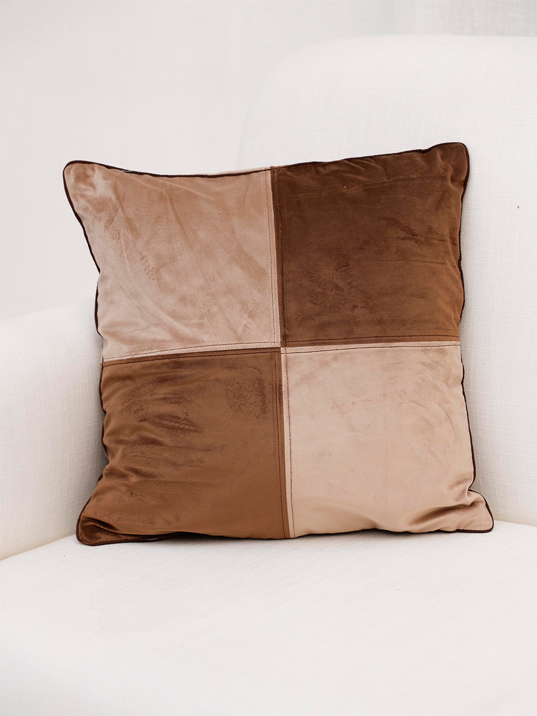 

Ariana Brown & Beige Colourblocked Velvet Square Cushion Cover