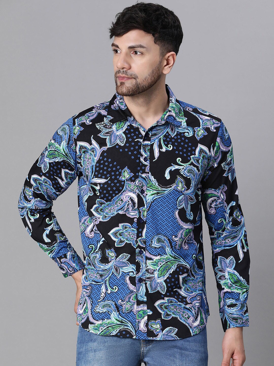 

Oxolloxo Relaxed Ethnic Motifs Printed Casual Shirt, Black