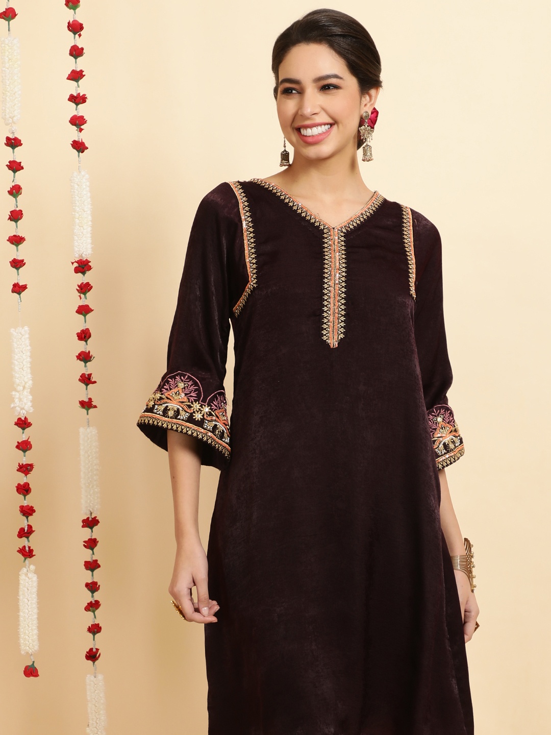 

Jaipur Kurti Ethnic Motif Woven Design Velvet Straight Kurta, Brown