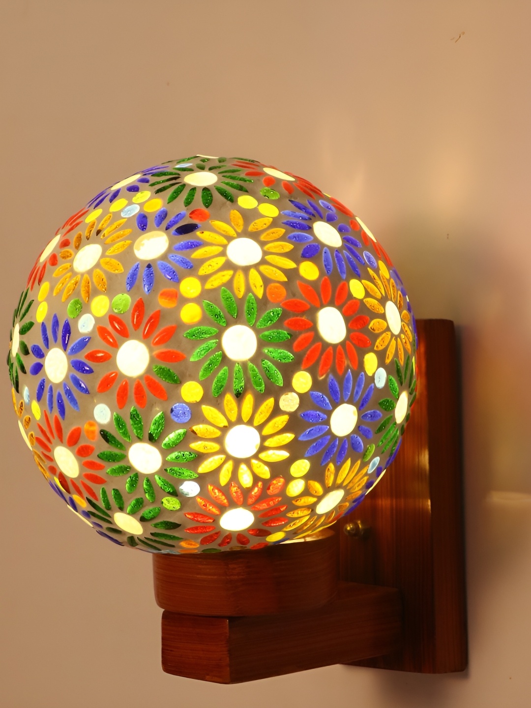 

Afast White & Yellow Glass Wall Lamp
