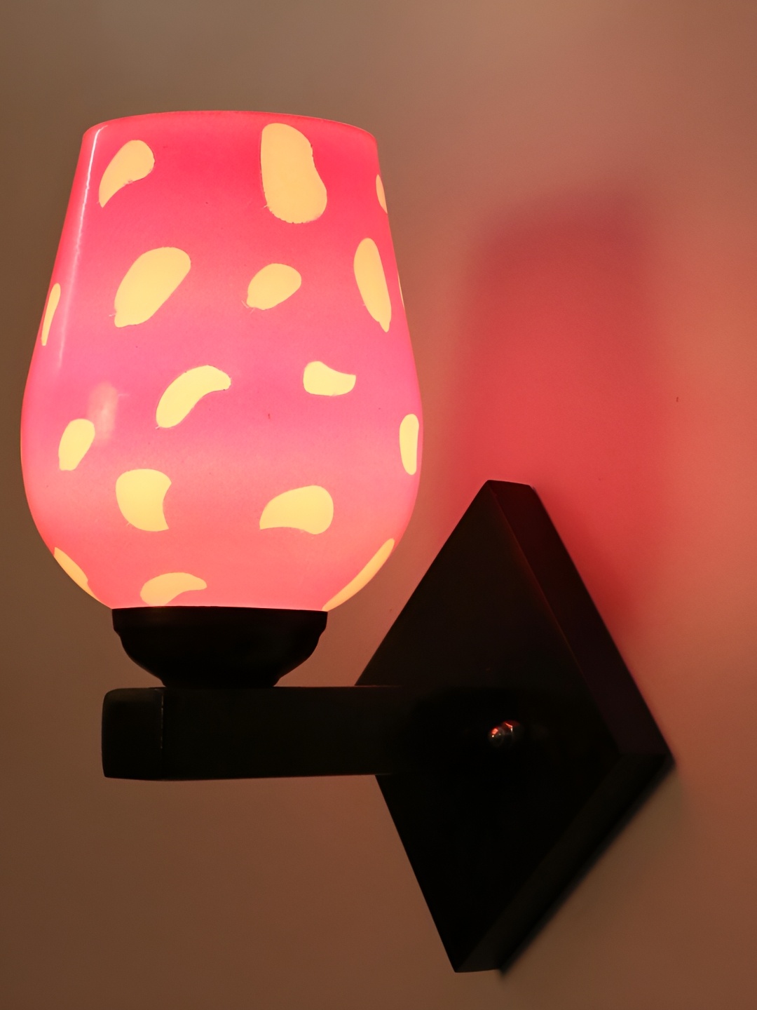 

Afast Pink Glass Wall Lamp