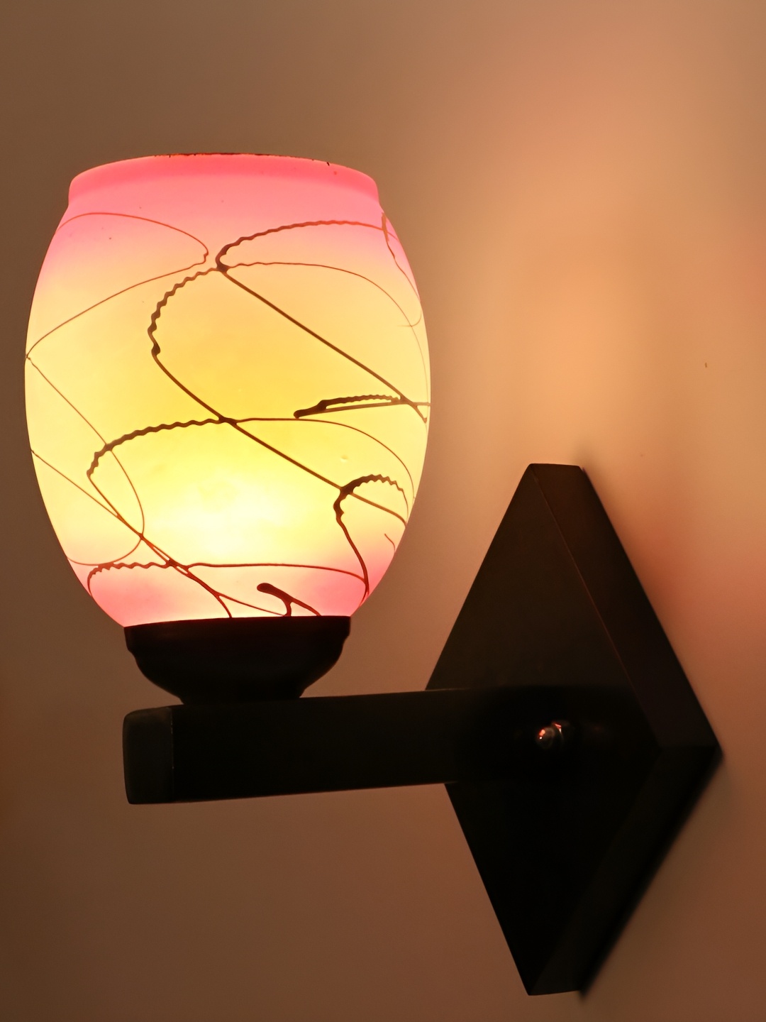 

Afast Pink & Grey Printed Abstract Shaped Glass Wall Lamp