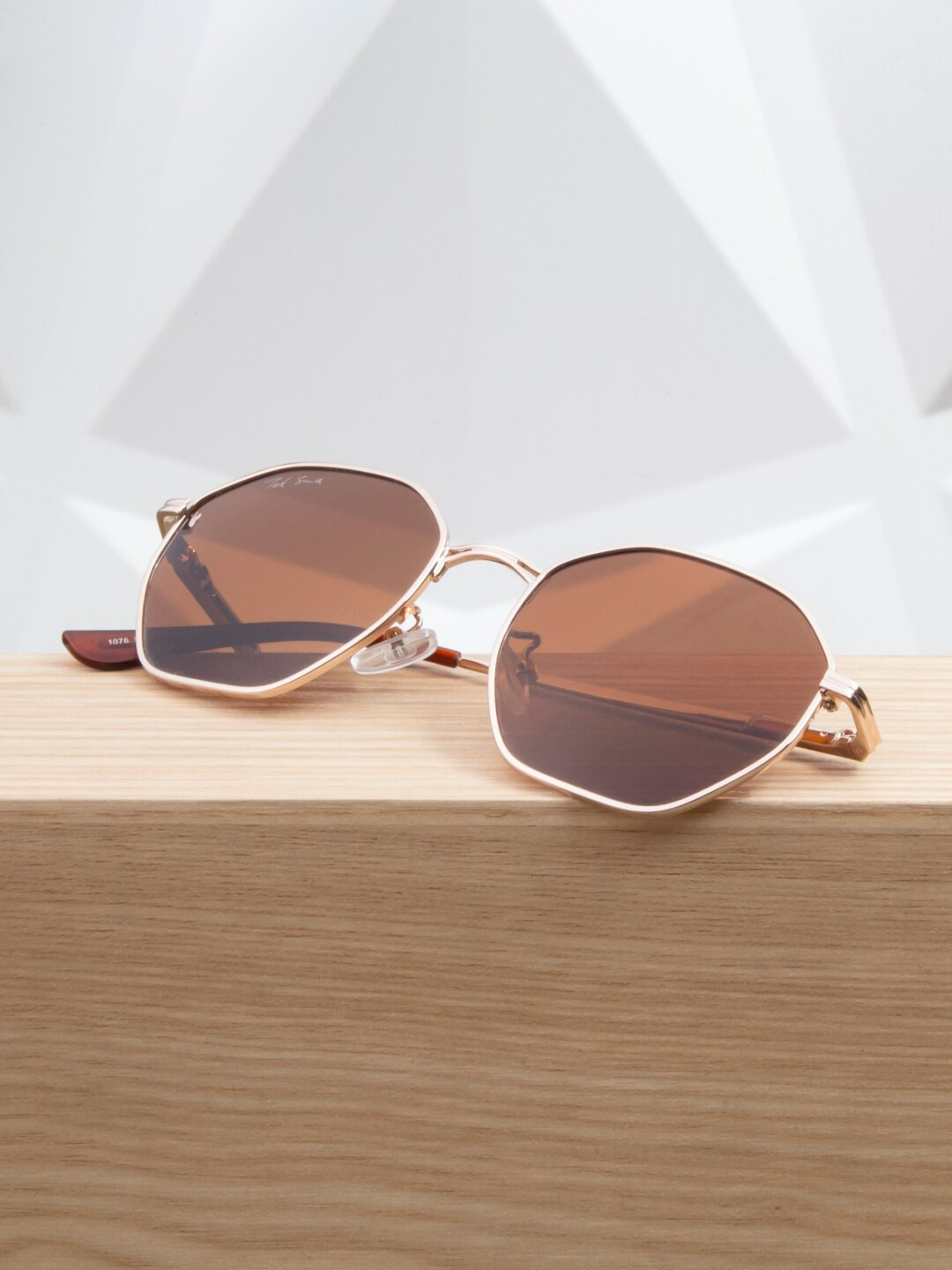 

Ted Smith Unisex Wayfarer Sunglasses With Polarised Lens OCTAVE 2_C3, Brown