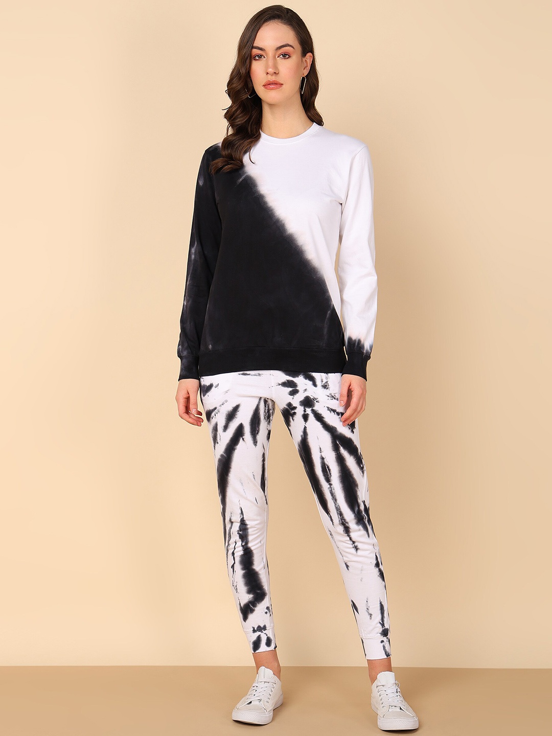 

Maaesa Tie & Dyed Pure Cotton Sweatshirt With Joggers, Black