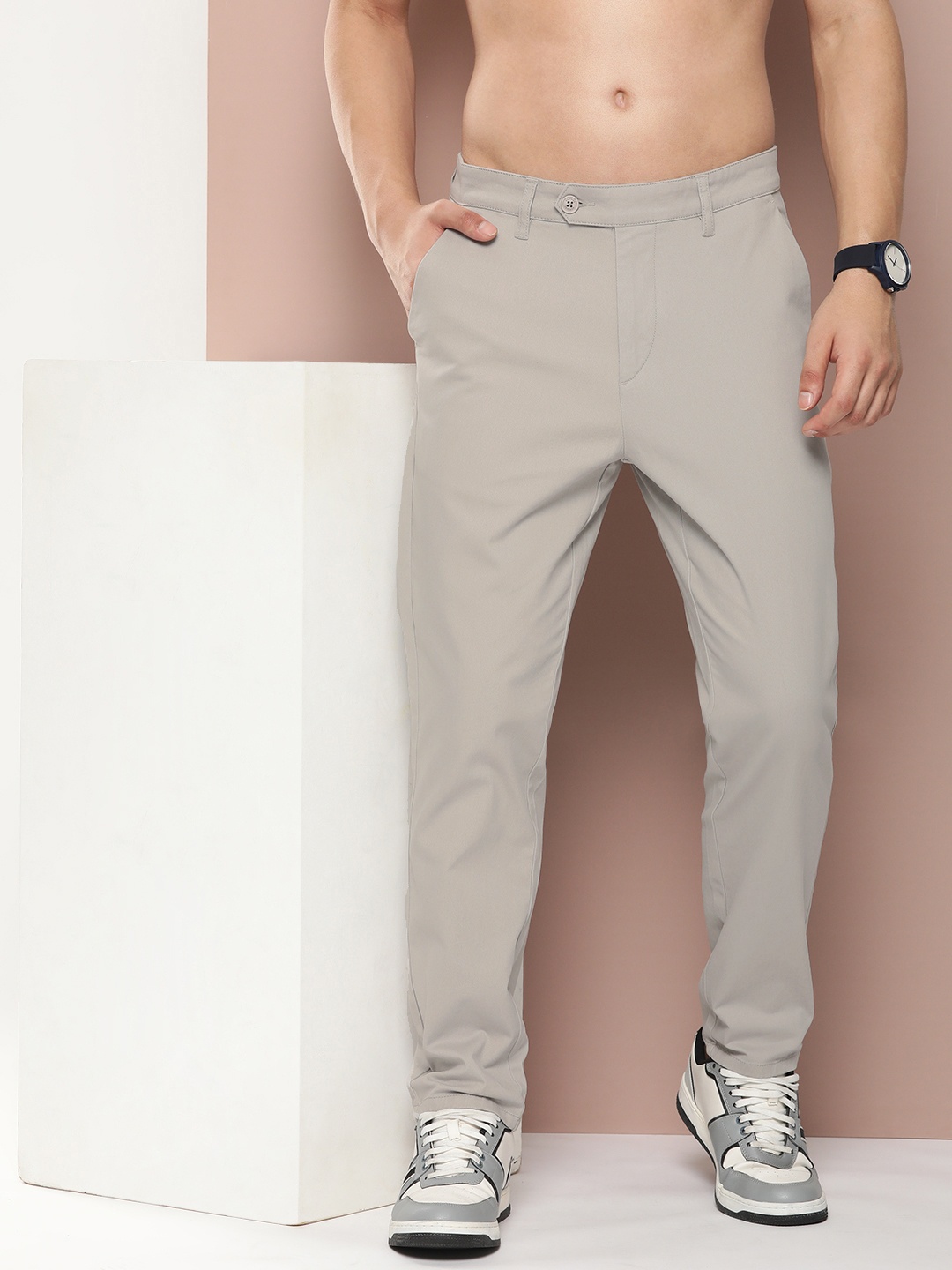 

Harvard Men Relaxed Straight Leg Straight Fit Trousers, Grey