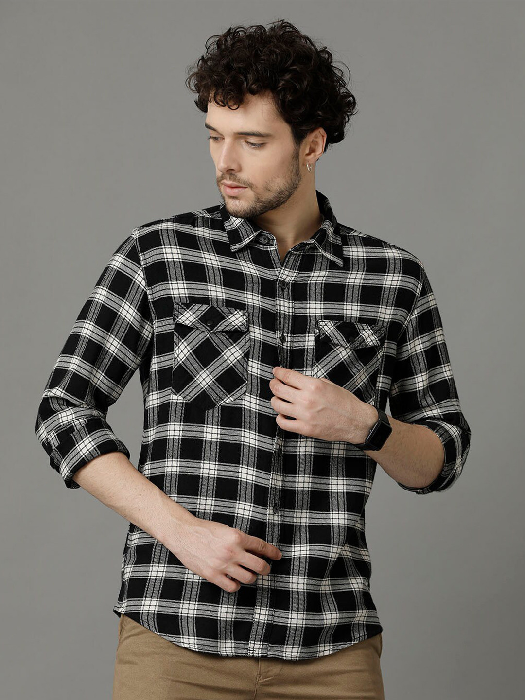 

YOVISH Comfort Tartan Checked Spread Collar Cotton Casual Shirt, Black