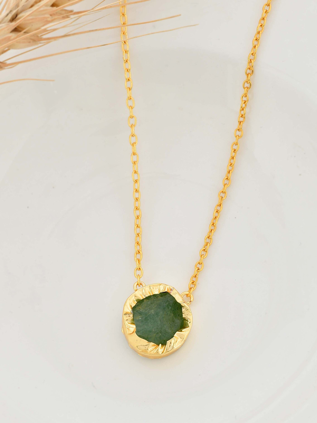 

ZURII Gold-Plated Stone Studded Circular Pendant With Chain