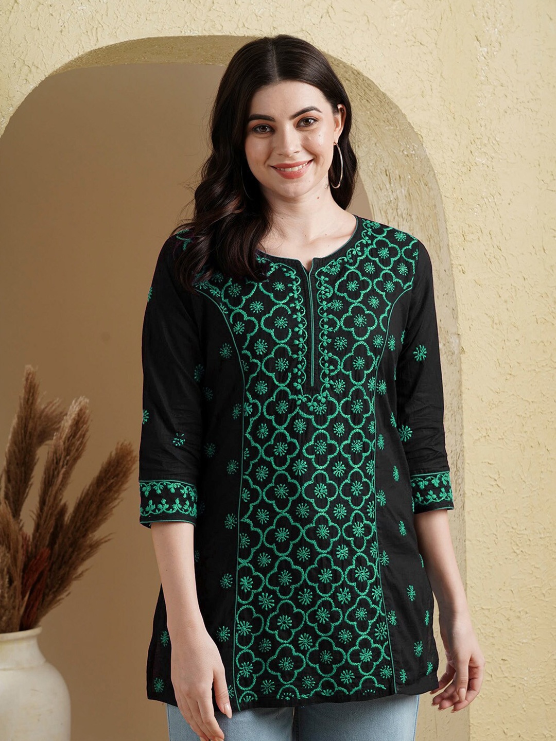 

ADA Ethnic Motifs Embroidered Pure Cotton Kurti, Black