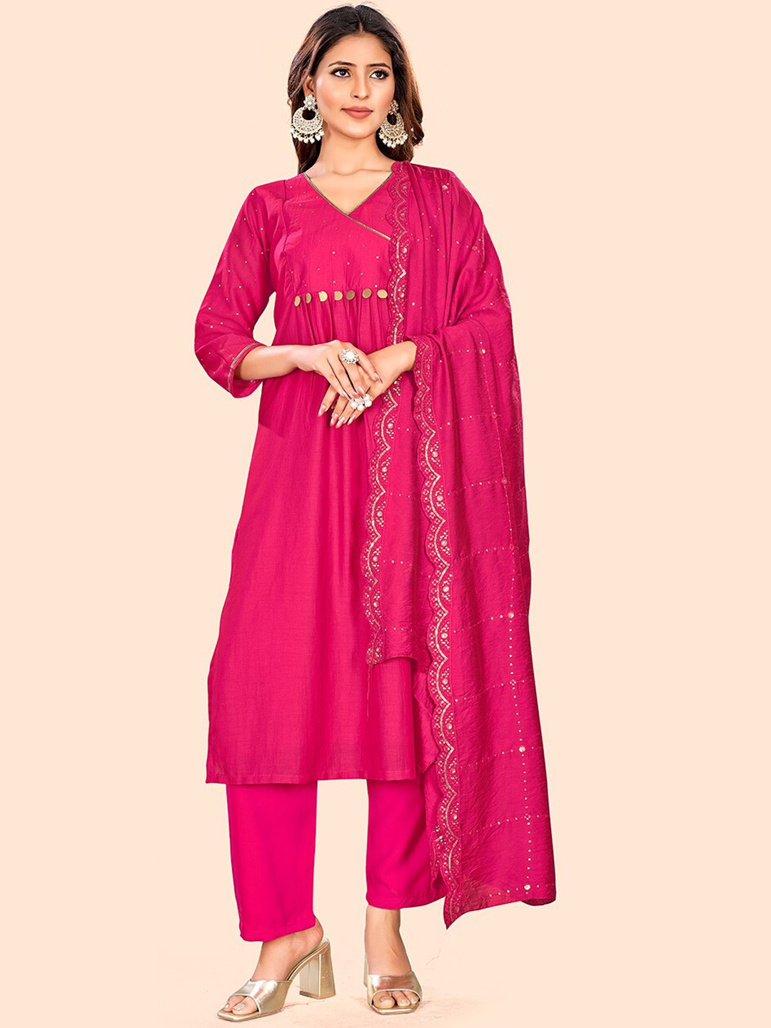 

Curvy Lane Angrakha Sequinned Kurta With Trousers & Dupatta, Fuchsia