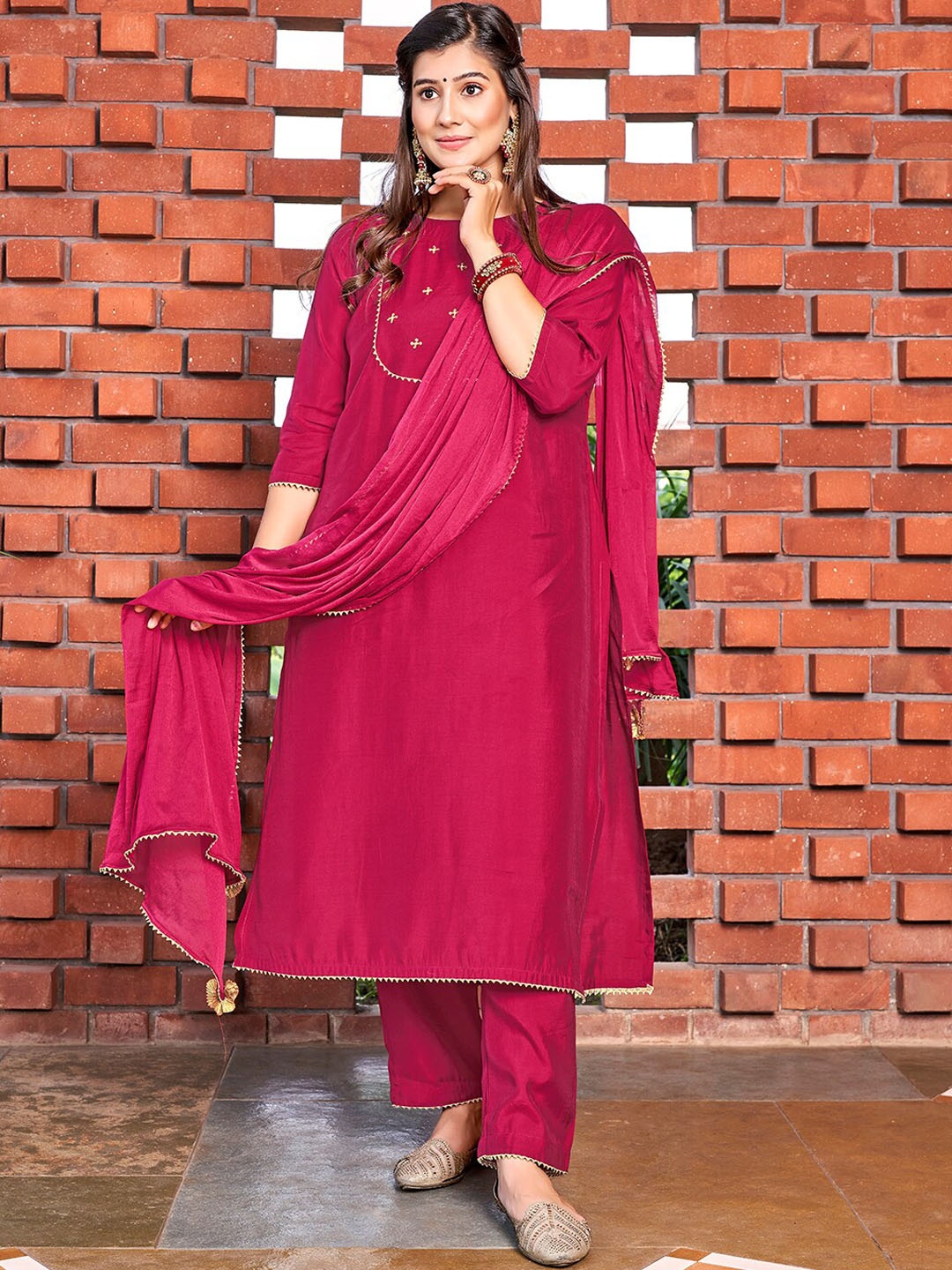 

Curvy Lane Ethnic Motifs Yoke Design Sequined Art Silk Kurta With Trouser & Dupatta, Maroon