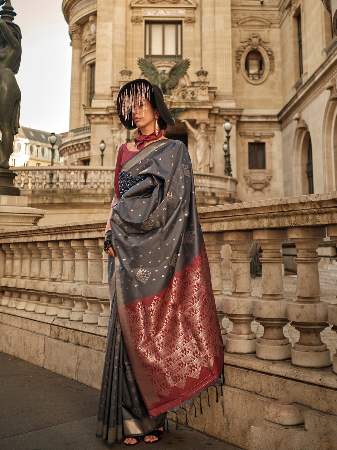 

elora Ethnic Motifs Woven Design Zari Banarasi Saree, Black