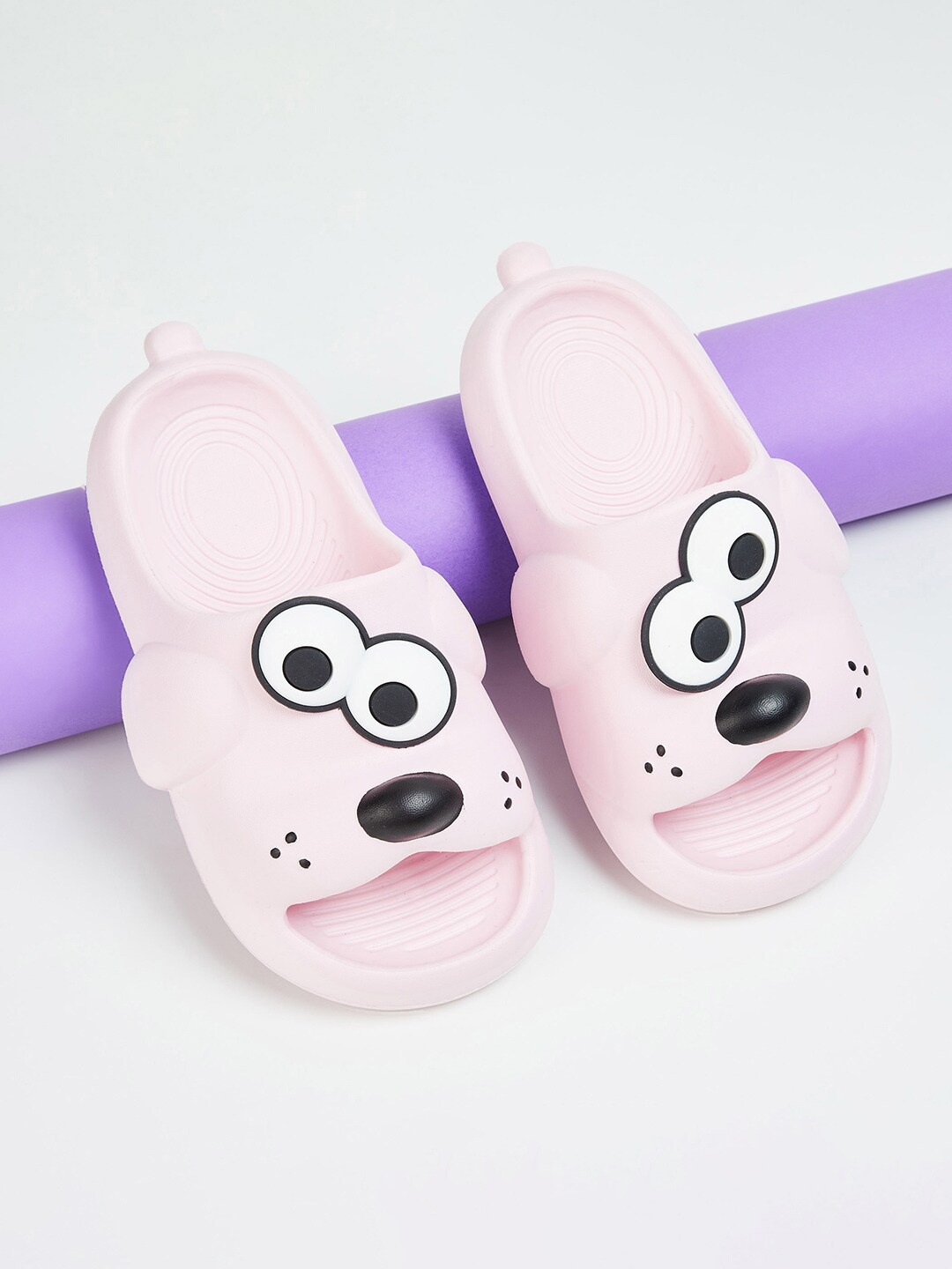 

Fame Forever by Lifestyle Girls Puppy Detail Rubber Sliders, Pink
