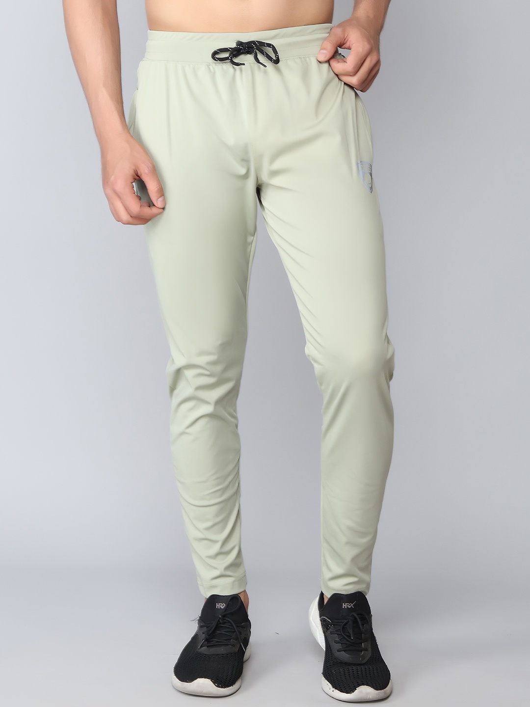 

INDIAN THREADS Men Relaxed Fit High-Rise Pure Cotton Track Pants, Green