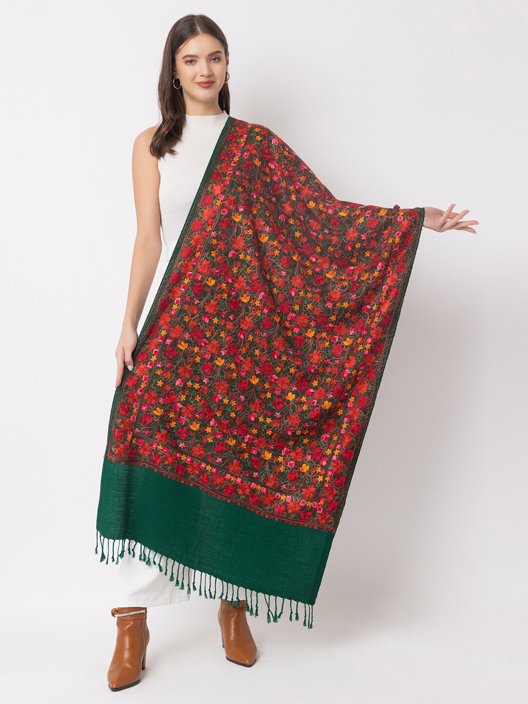 

CASMIR Ethnic Motifs Embroidered Stole, Green