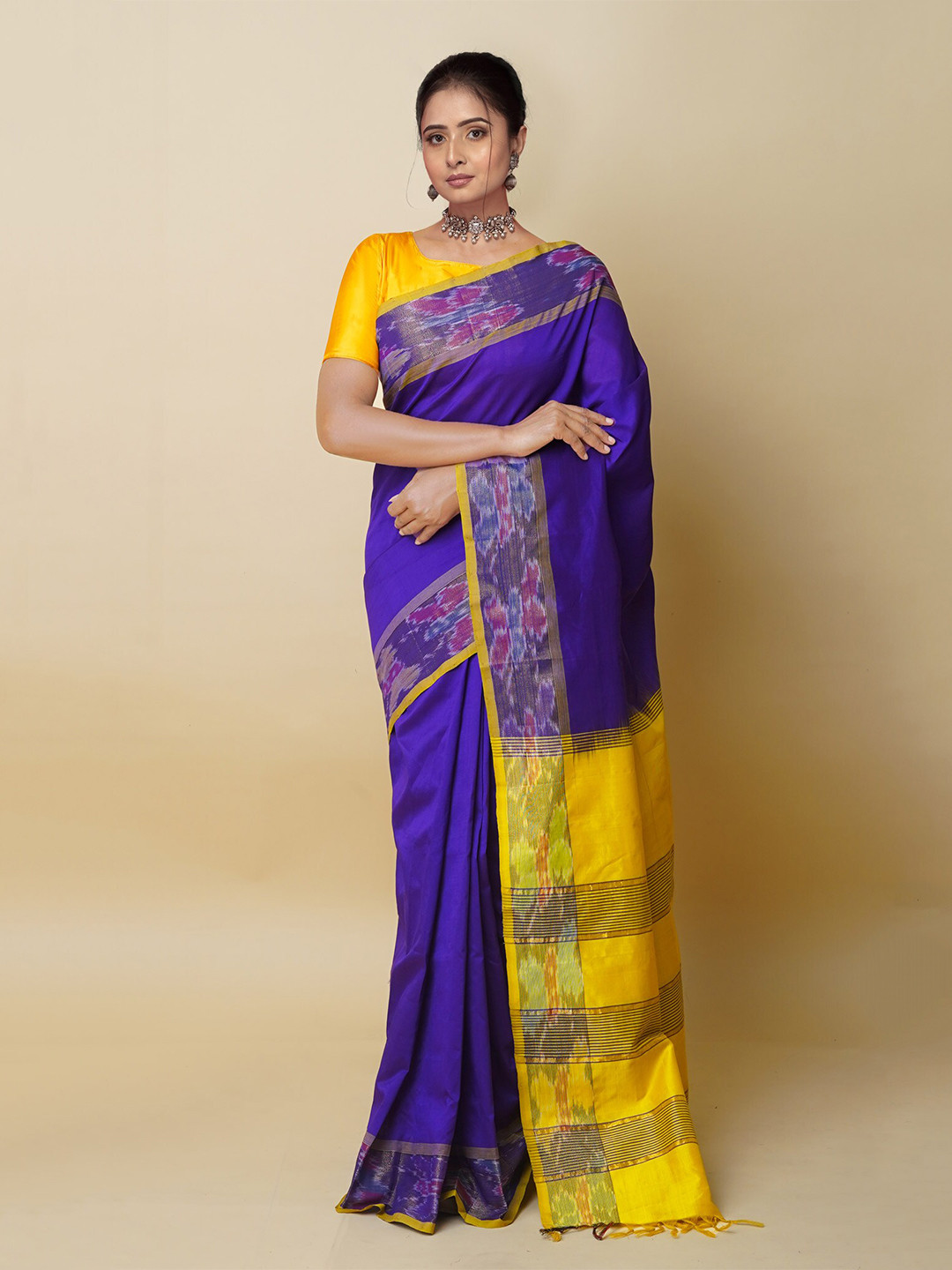 

Unnati Silks Woven Design Border Pochampally Cotton Silk Saree, Blue