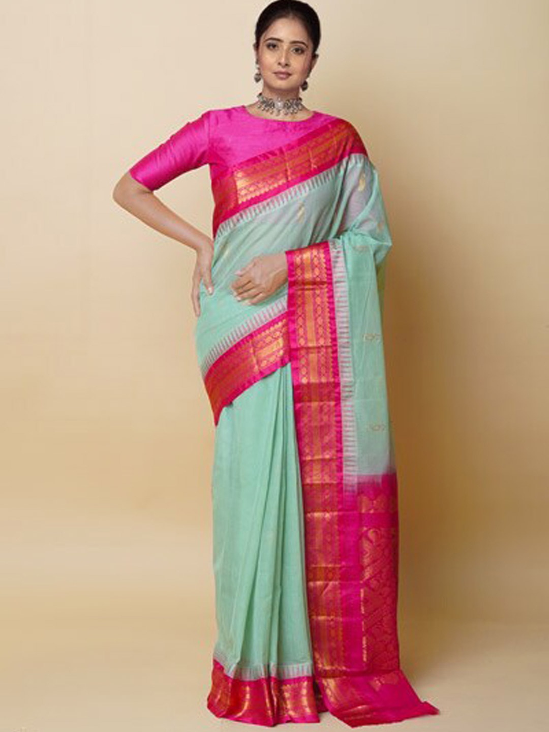 

Unnati Silks Ethnic Motifs Woven Design Pure Cotton Gadwal Saree, Green