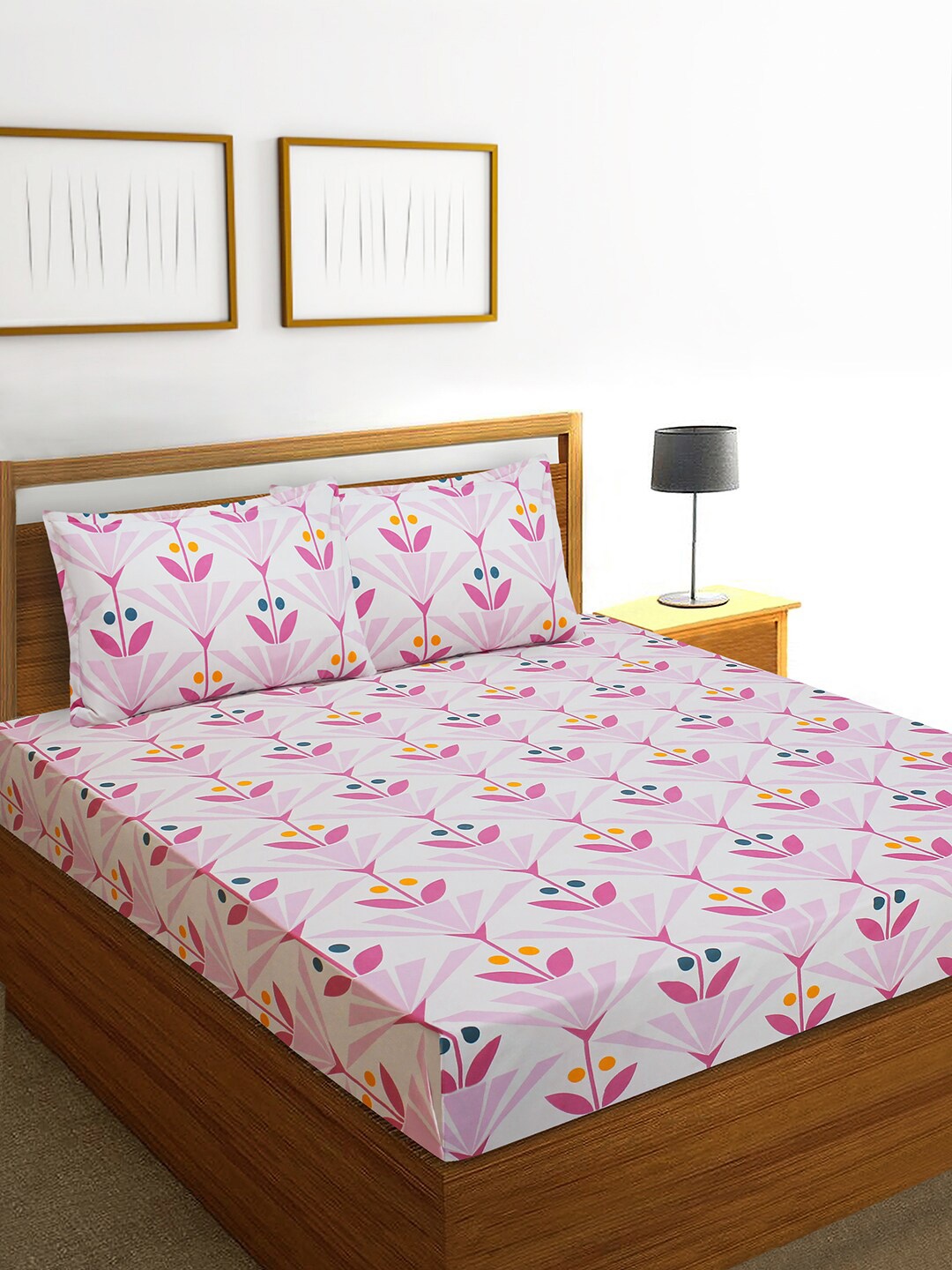 

Aura Pink Ethnic Motifs 144 TC Queen Bedsheet with 2 Pillow Covers