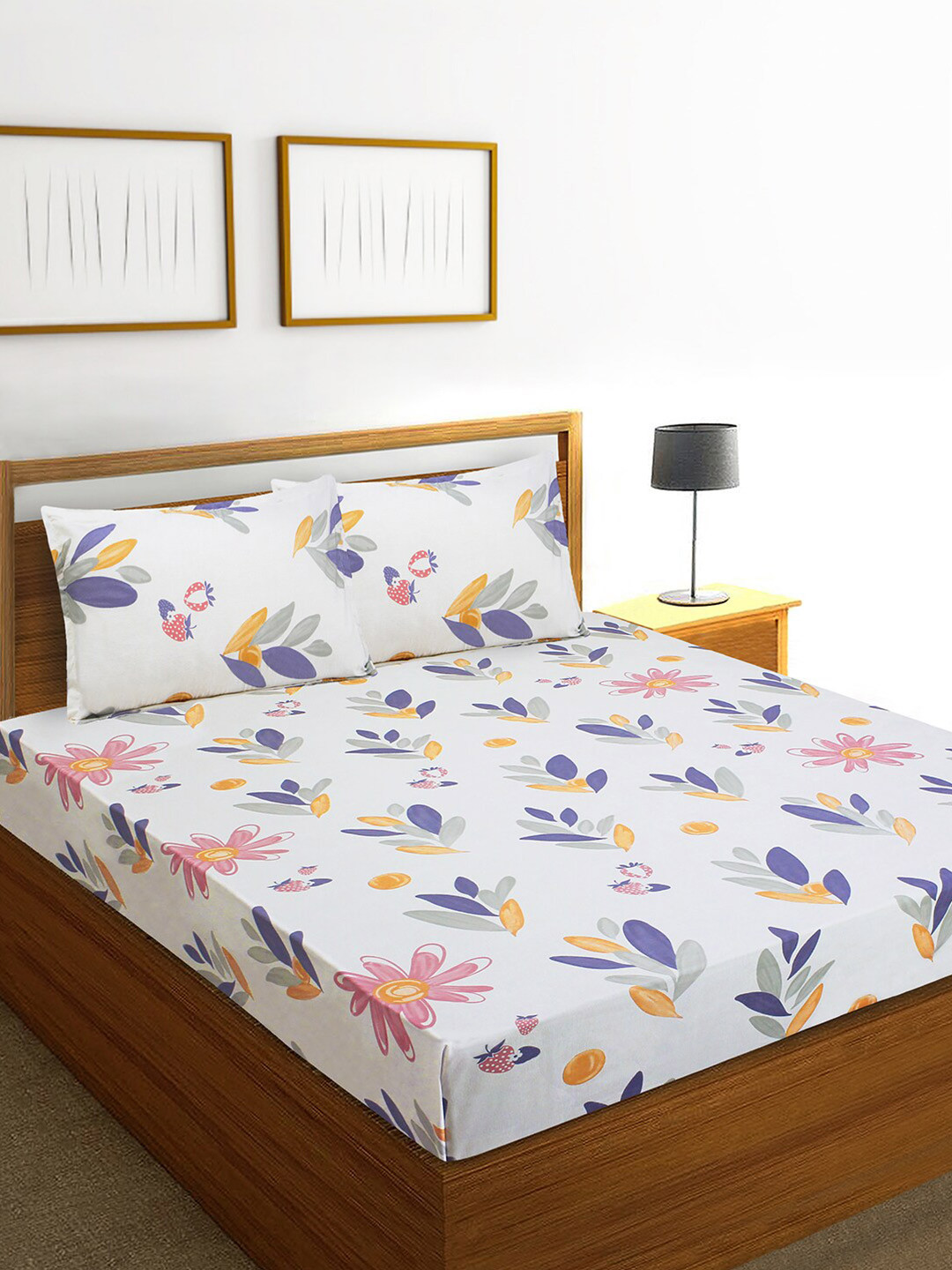 

Aura Floral 144 TC Queen Bedsheet With 2 Pillow Covers, Off white