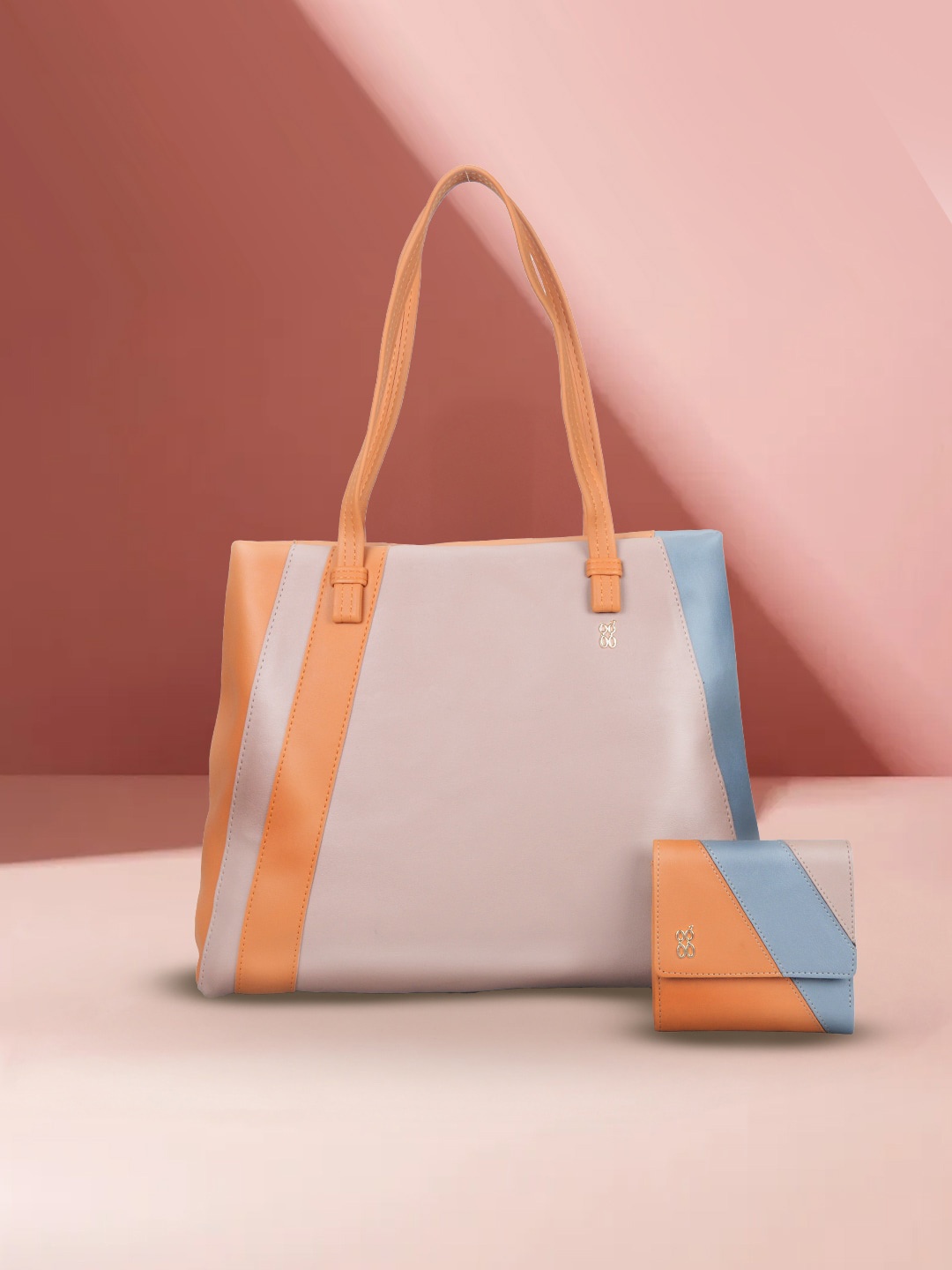 

Baggit Colourblocked Structured Shoulder Bag With Wallet, Beige