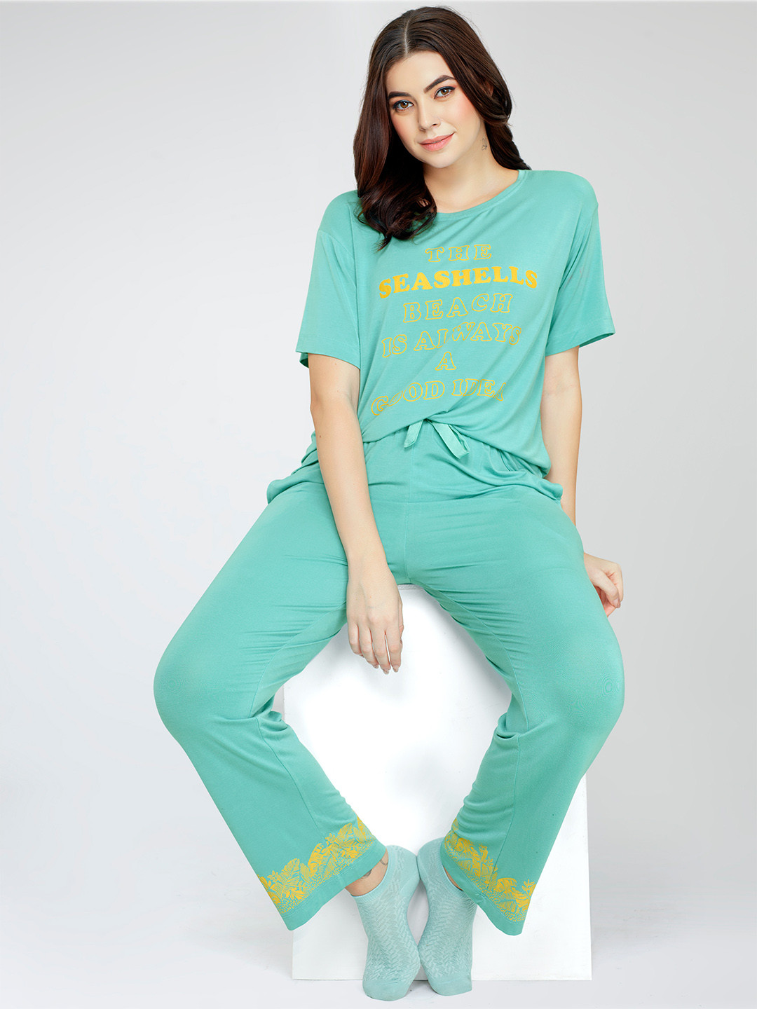 

Zeyo Typographic Printed Night suit, Green